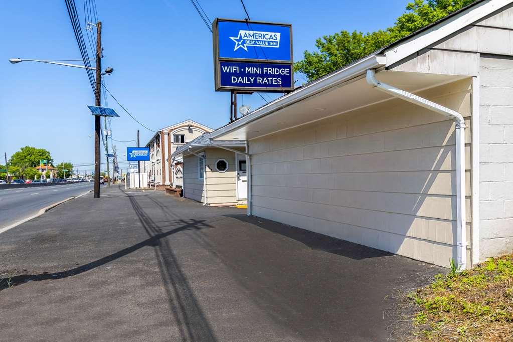 Americas Best Value Inn Avenel Woodbridge Luaran gambar