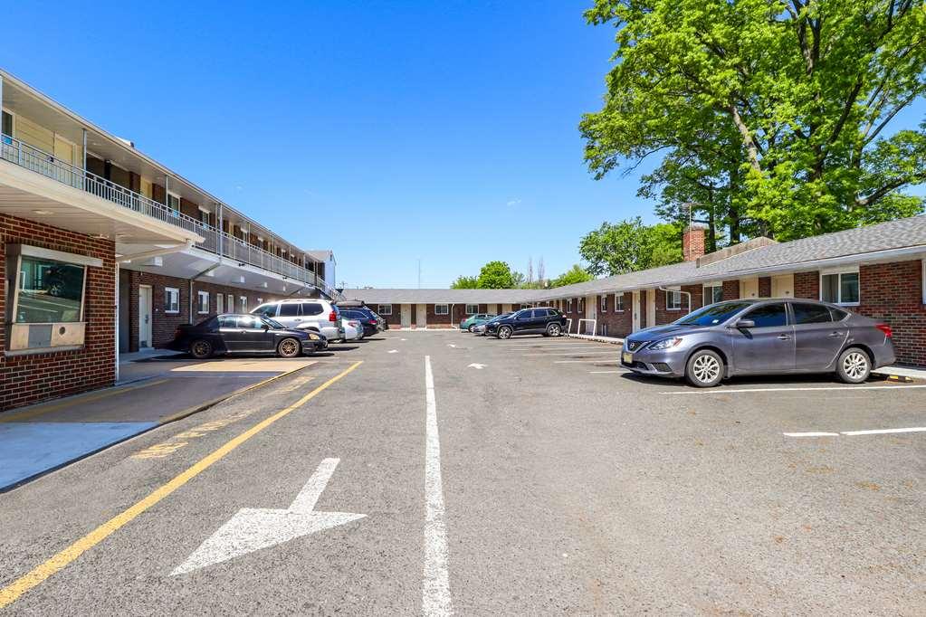 Americas Best Value Inn Avenel Woodbridge Luaran gambar