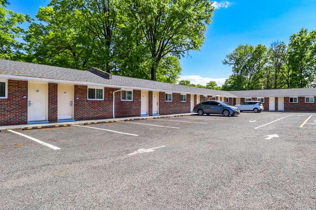 Americas Best Value Inn Avenel Woodbridge Luaran gambar